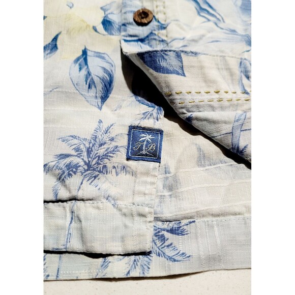 TOMMY BAHAMA Original Fit 100% Silk Sky Blue White Hawaiian Tropical Shirt NWOT - Picture 7 of 12